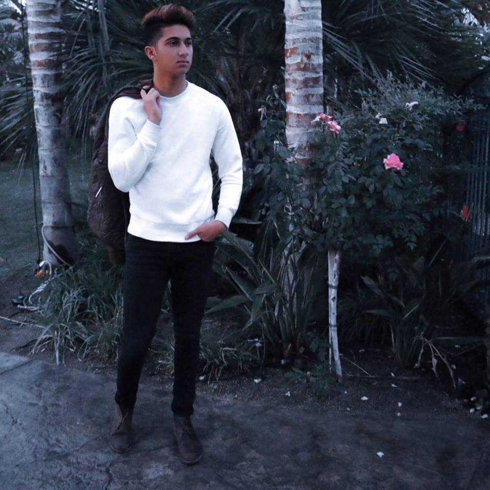 Meet your Posher, Raymond